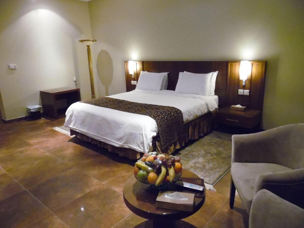 Milan Deluxe Suites Al Khobar Eksteriør billede